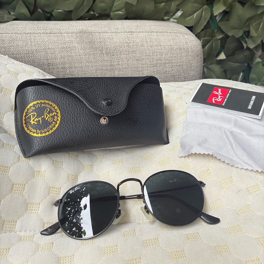 Ray-Ban Black Frame Sunglasses with Dark  Lenses